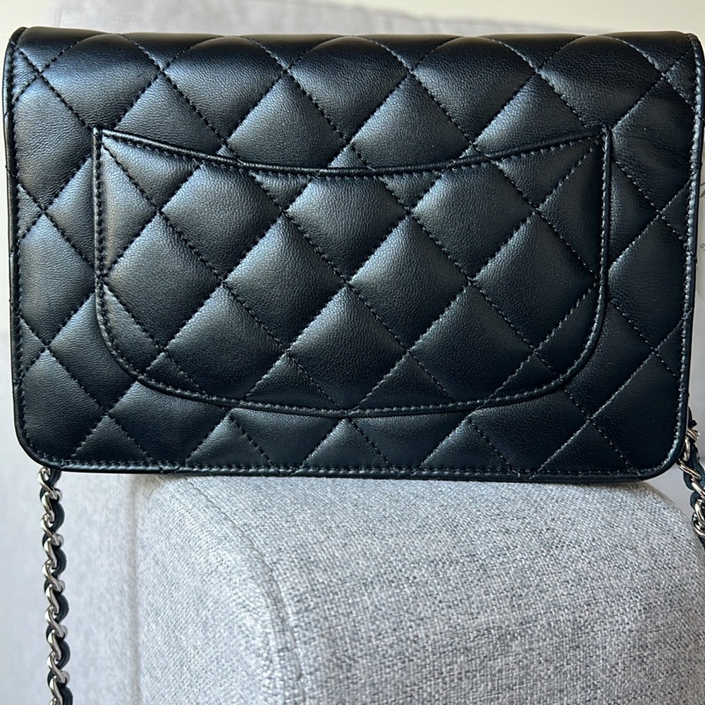 Chanel Wallet On Chain Black Lambskin Like New - Picture 7 of 17